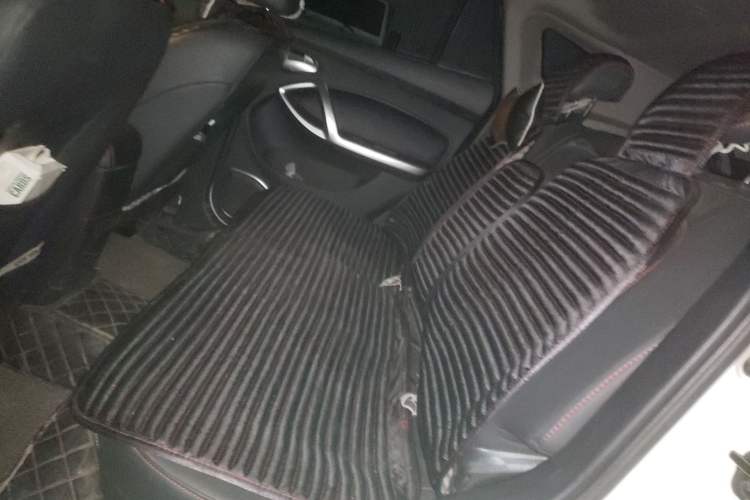 Used Haima S5 2018 1.5T Manual Luxury Model Left Rear Seat