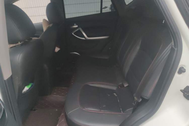 Used Haima S5 2018 1.5T CVT Flagship Model Left Rear Seat