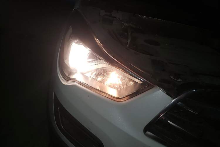 Used Haima S5 2018 1.5T Manual Luxury Model Right Front Headlight