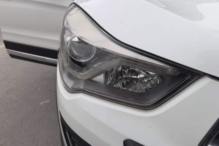 Used Haima S5 2018 1.5T CVT Flagship Model Right Front Headlight
