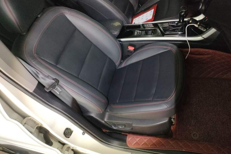 Used Haima S5 2018 1.5T CVT Flagship Model Right Front Seat