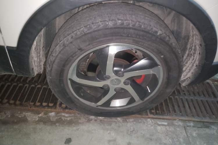 Used Haima S5 2018 1.5T Manual Luxury Model Right Front Wheel Hub