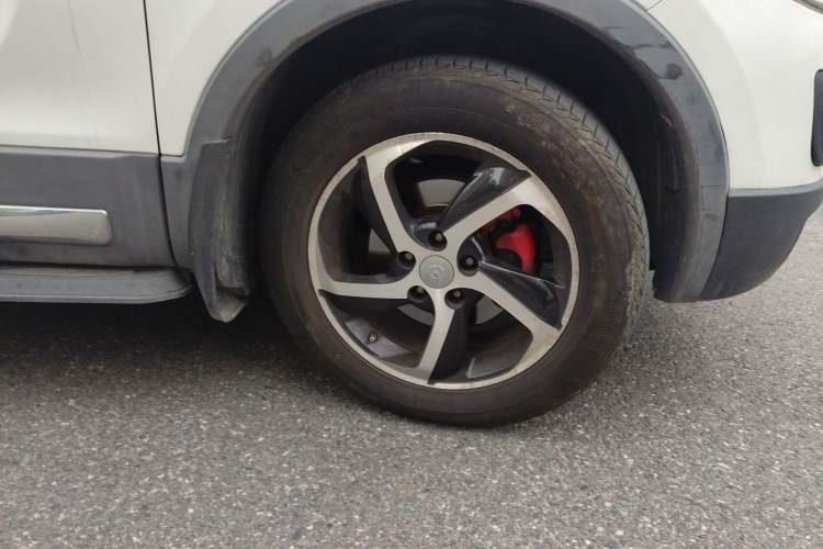 Used Haima S5 2018 1.5T CVT Flagship Model Right Front Wheel Hub