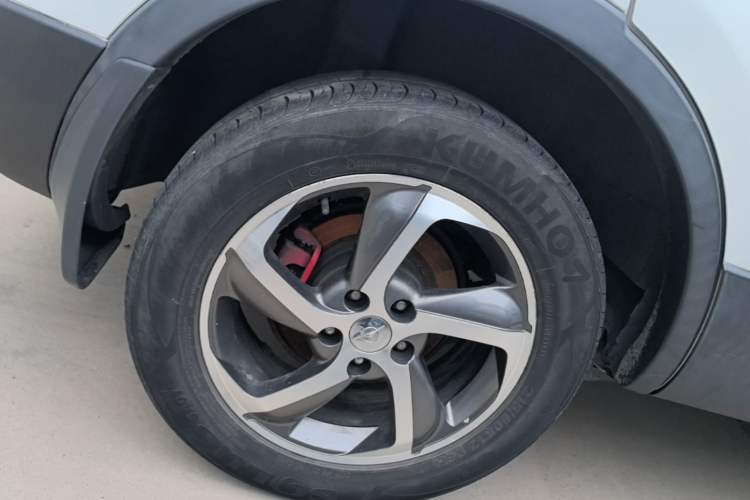 Used Haima S5 2018 1.6L Manual Luxury Model Right Rear Wheel Hub