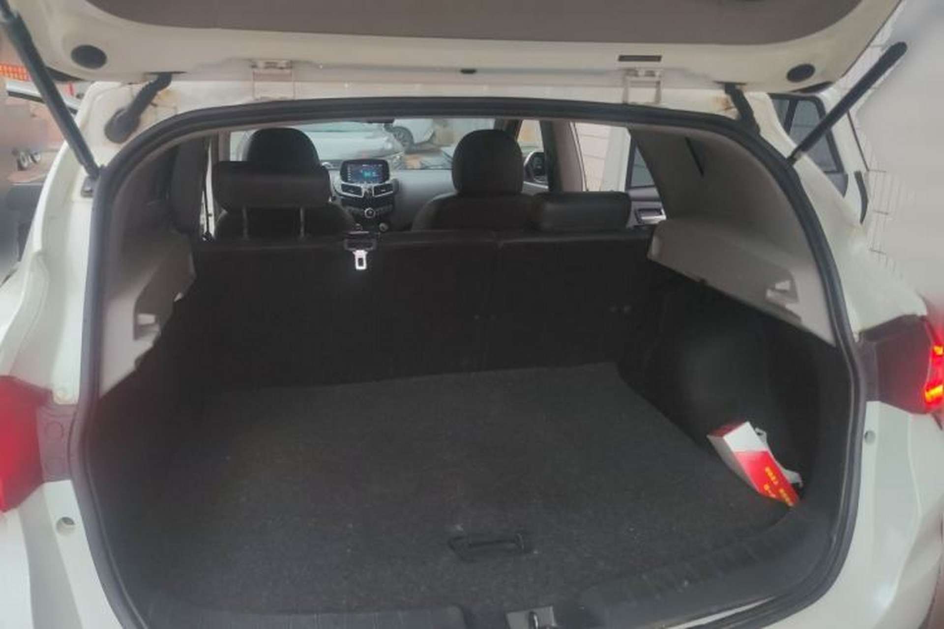 Used Haima S5 2018 1.5T CVT Flagship Model Trunk