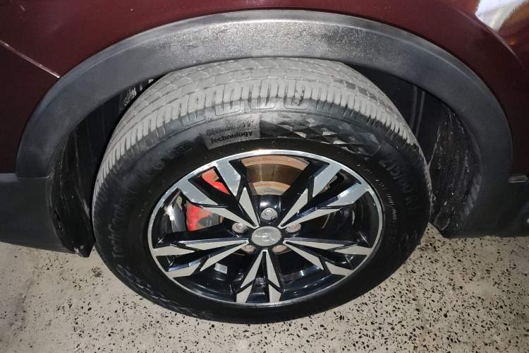Used Haima S5 2019 230T Automatic Flagship Model Left Front Wheel Hub