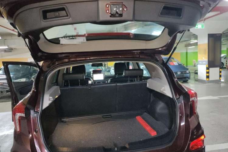 Used Haima S5 2019 230T Automatic Flagship Model Trunk