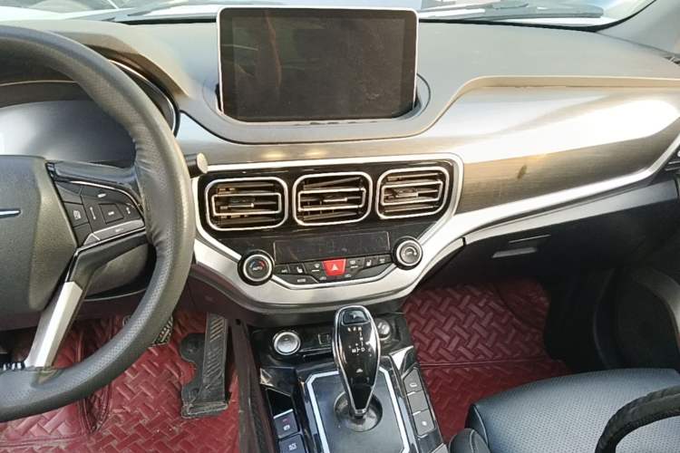 Used Haima S5 2019 230T Automatic Smart Connect Flagship Edition Audio And AC Panel