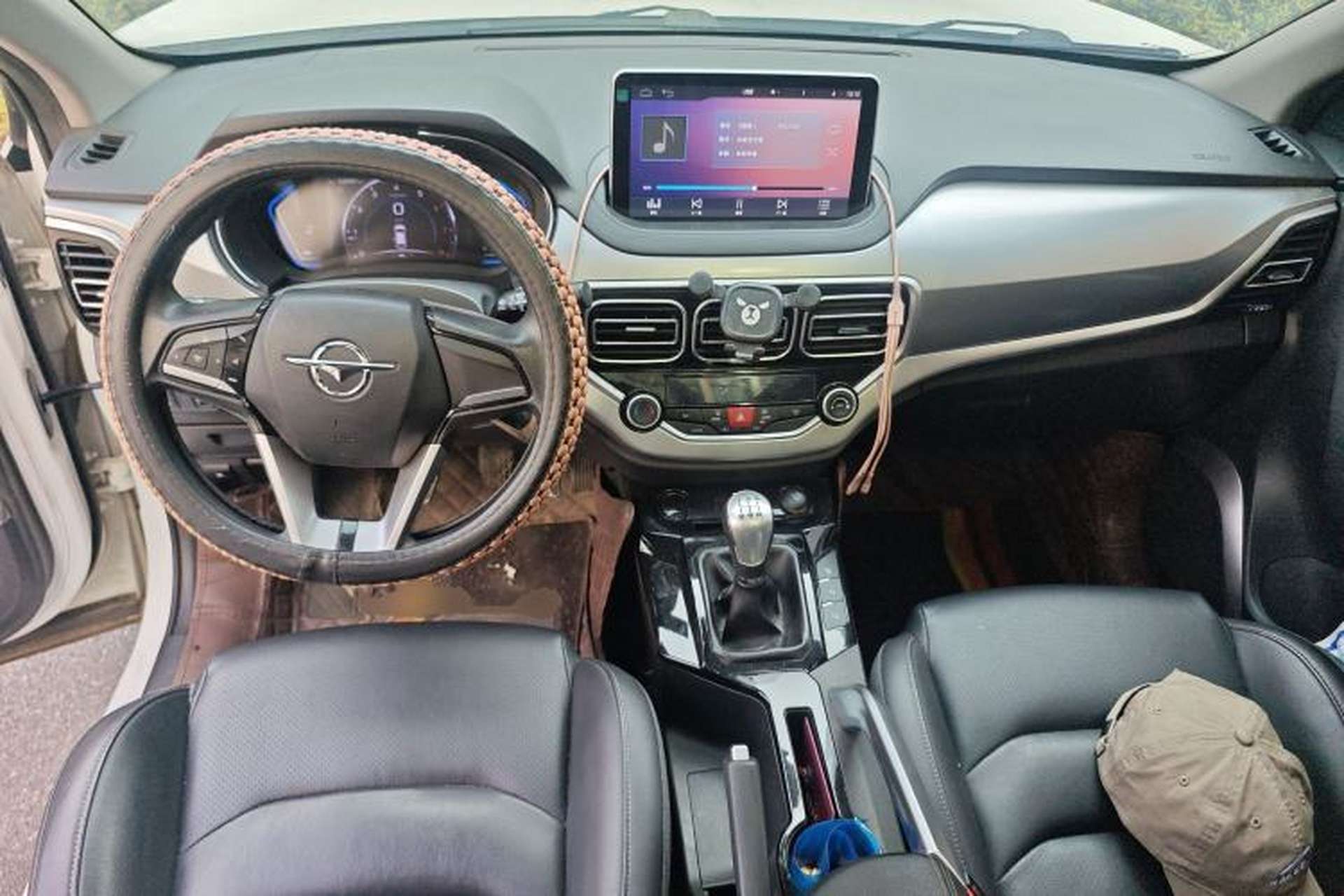 Used Haima S5 2019 160 Manual Luxury Version Center Console
