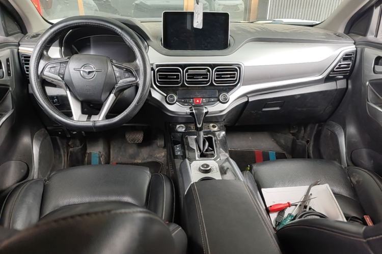 Used Haima S5 2019 230T Automatic Flagship Model Center Console