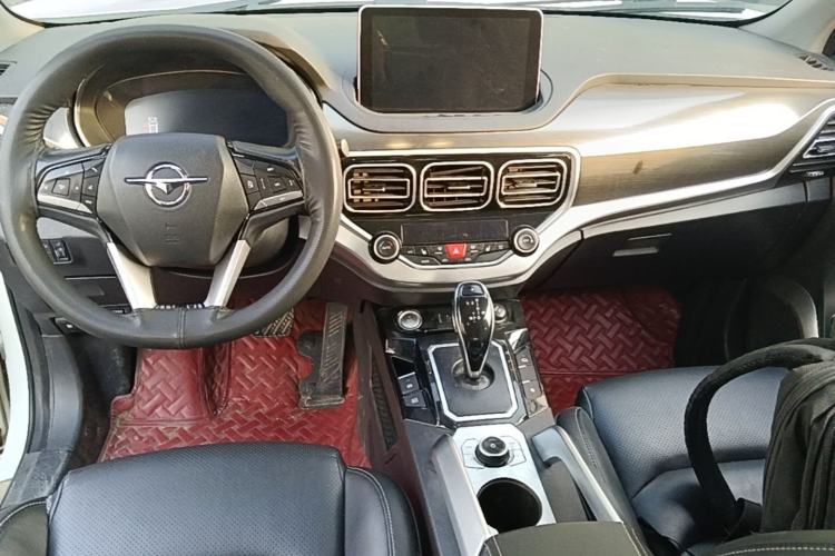 Used Haima S5 2019 230T Automatic Smart Connect Flagship Edition Center Console