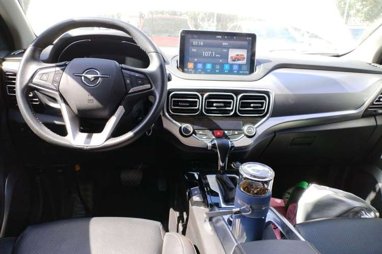 Used Haima S5 2019 230T Automatic Luxury Edition Center Console