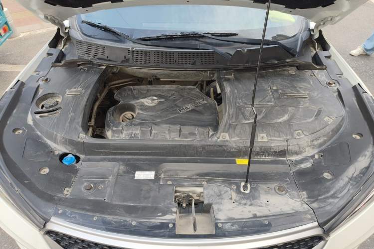 Used Haima S5 2019 160 Manual Elite Edition Engine Bay