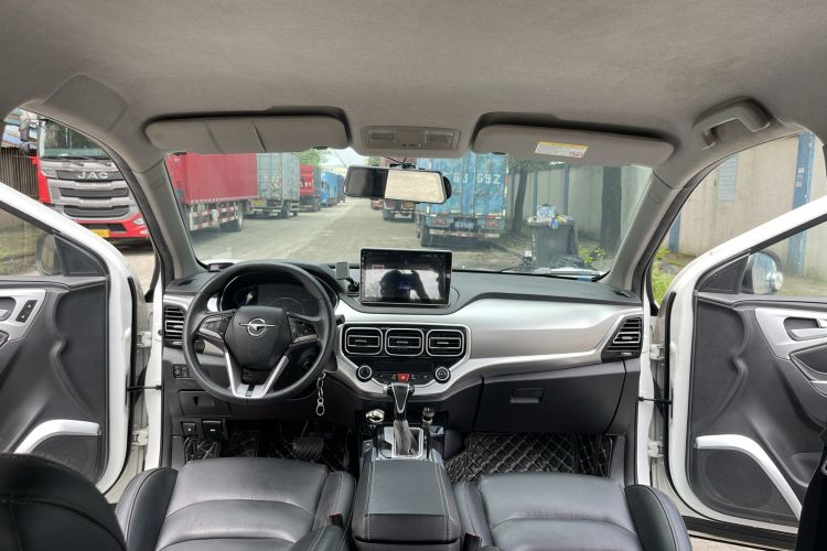 Used Haima S5 2019 230T Automatic Elite Version Interior 2