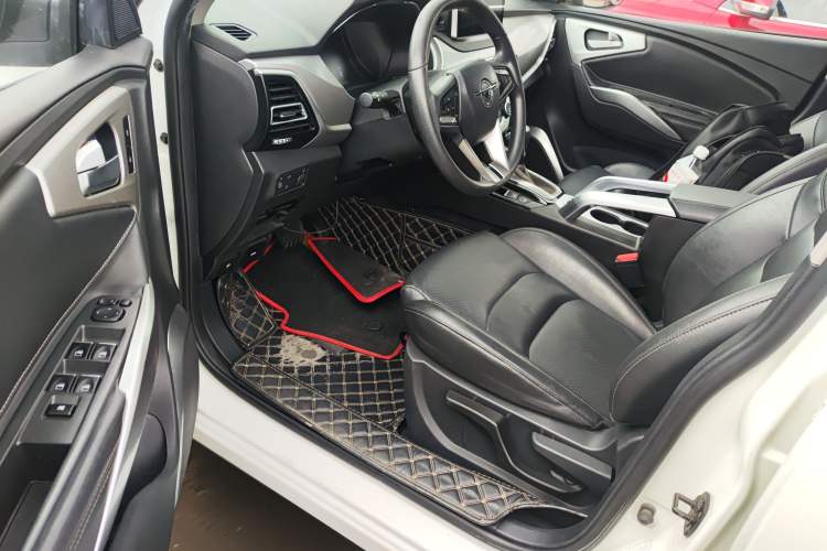 Used Haima S5 2019 230T Automatic Elite Version Interior 3
