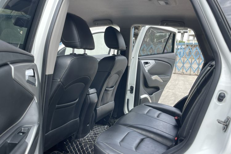 Used Haima S5 2019 230T Automatic Elite Version Interior 4