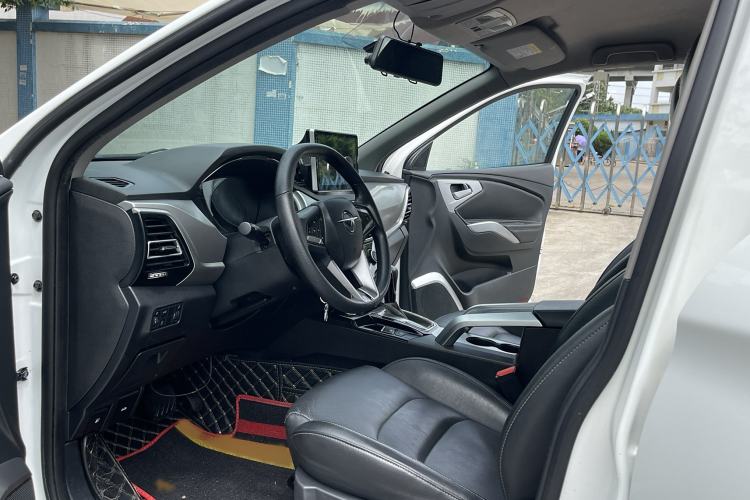 Used Haima S5 2019 230T Automatic Elite Version Left Front Seat