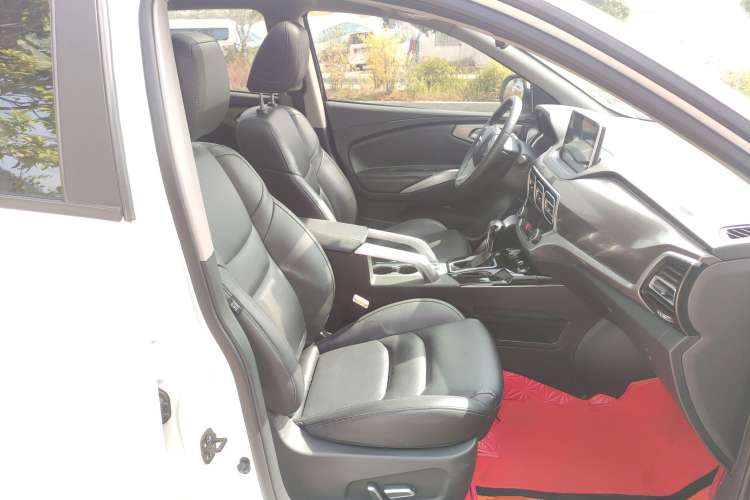Used Haima S5 2019 230T Automatic Smart Connect Flagship Edition Right Front Seat