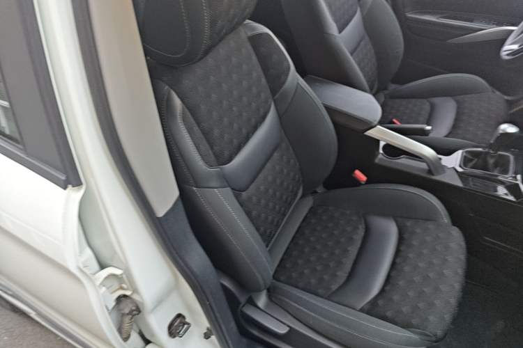 Used Haima S5 2019 160 Manual Elite Edition Right Front Seat
