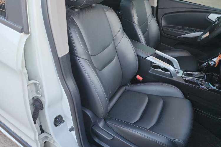 Used Haima S5 2019 230T Automatic Luxury Edition Right Front Seat