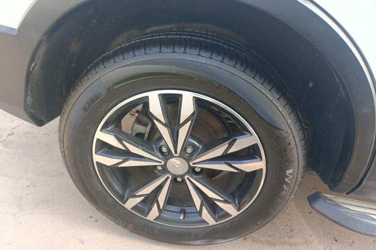 Used Haima S5 2019 160 Manual Luxury Version Right Rear Wheel Hub