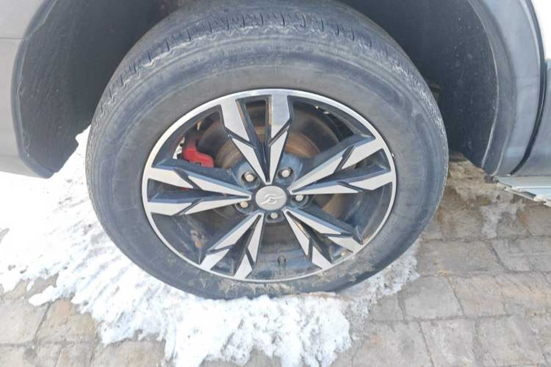 Used Haima S5 2019 230T Automatic Flagship Model Right Rear Wheel Hub