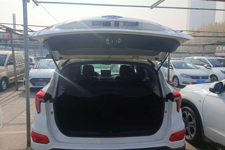 Used Haima S5 2019 160 Manual Luxury Version Trunk