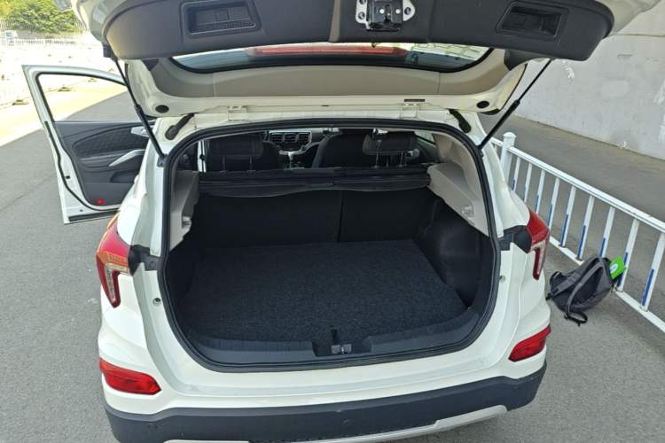 Used Haima S5 2019 160 Manual Elite Edition Trunk