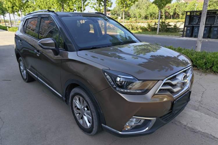 Used Haima S5 Youth Edition 2017 1.6L Manual Luxury Model Front Right 45 Deg
