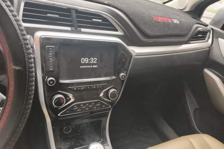 Used Haima S5 Youth Edition 2017 1.6L Manual Luxury Model Audio And AC Panel