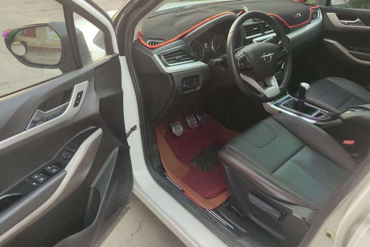 Used Haima S5 Youth Edition 2017 1.6L Manual Luxury Model Driver Seat