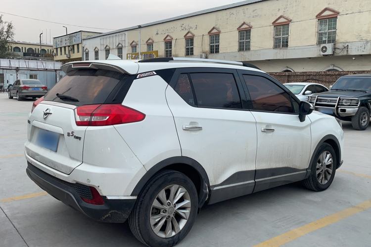 Used Haima S5 Youth Edition 2017 1.6L Manual Luxury Model Exterior 4