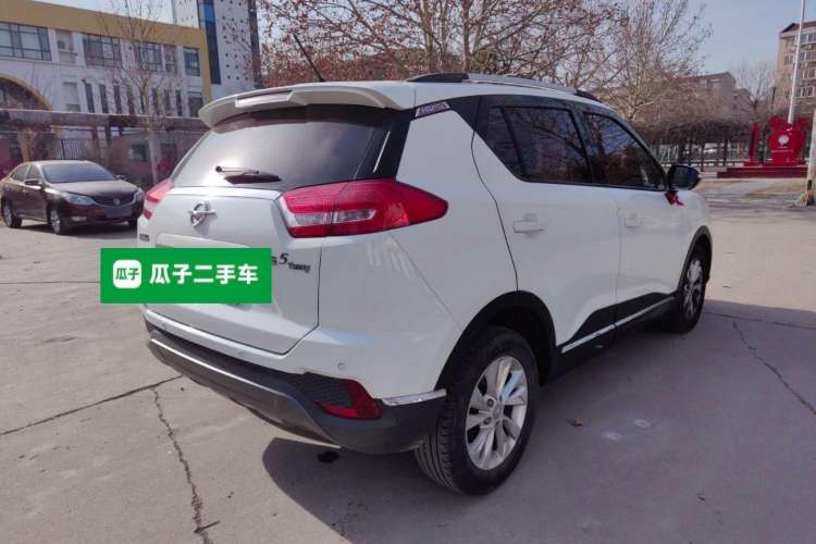 Used Haima S5 Youth Edition 2017 1.6L Manual Luxury Model Exterior 5