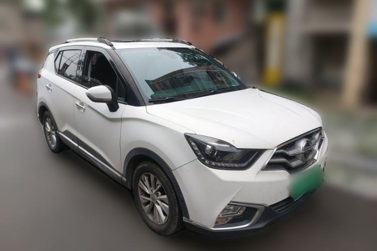 Used Haima S5 Youth Edition 2017 1.6L Manual Luxury Model Front Right 45 Deg