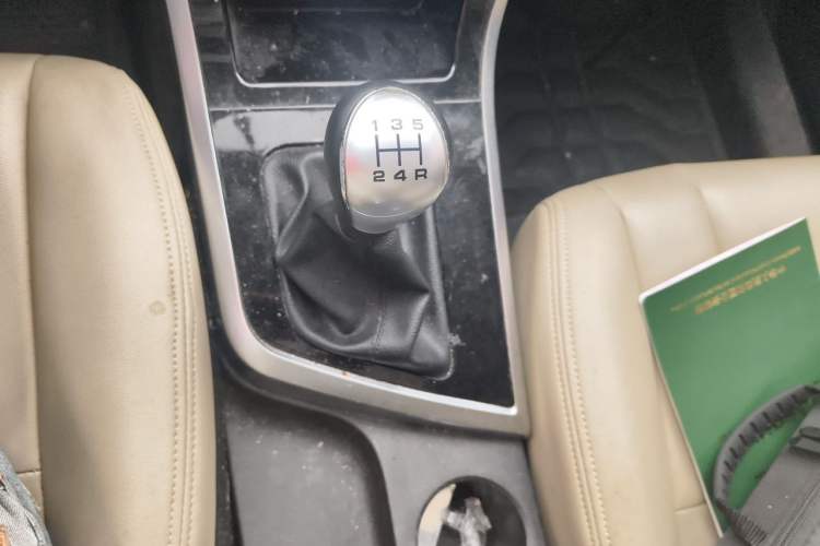 Used Haima S5 Youth Edition 2017 1.6L Manual Luxury Model Gear Lever