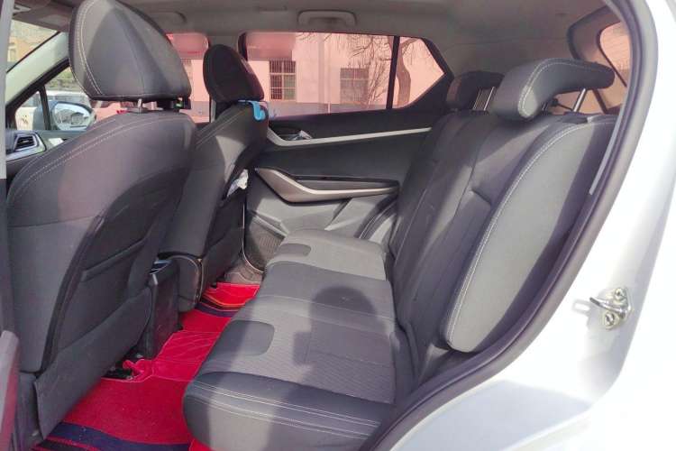 Used Haima S5 Youth Edition 2017 1.6L Manual Luxury Model Interior 4