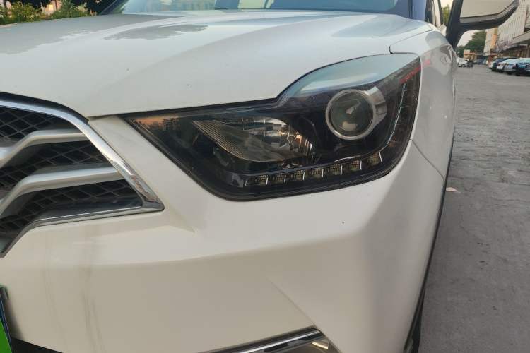 Used Haima S5 Youth Edition 2017 1.6L Manual Luxury Model Left Front Headlight