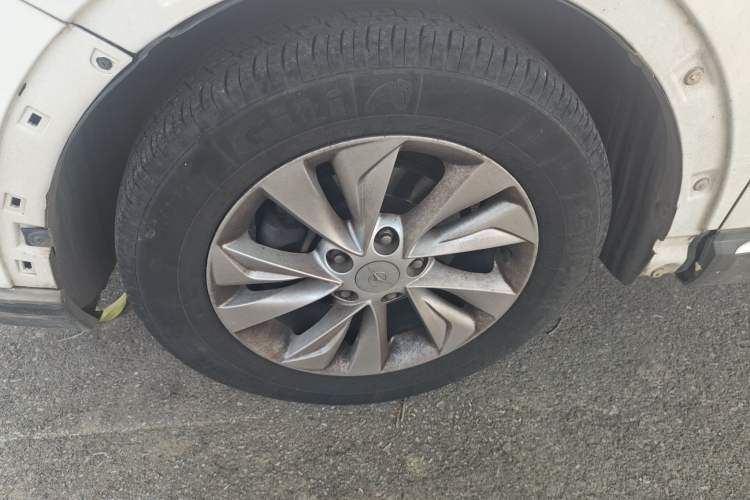 Used Haima S5 Youth Edition 2017 1.6L Manual Luxury Model Left Front Wheel Hub