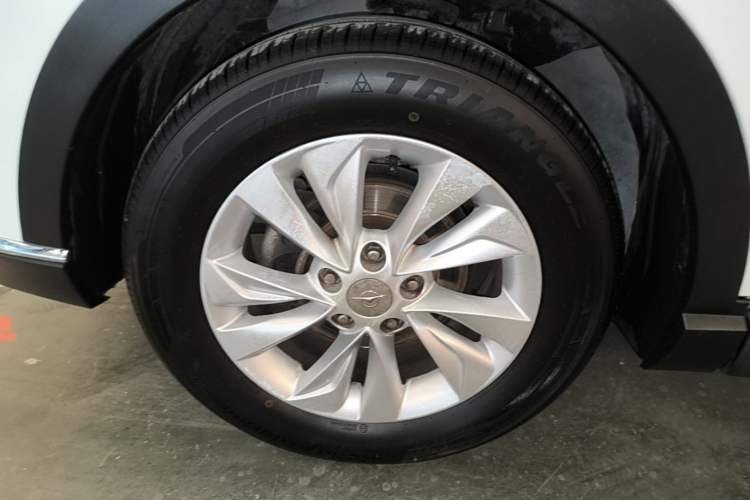 Used Haima S5 Youth Edition 2017 1.6L Manual Luxury Model Left Front Wheel Hub