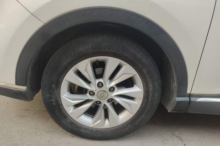 Used Haima S5 Youth Edition 2017 1.6L Manual Luxury Model Left Front Wheel Hub