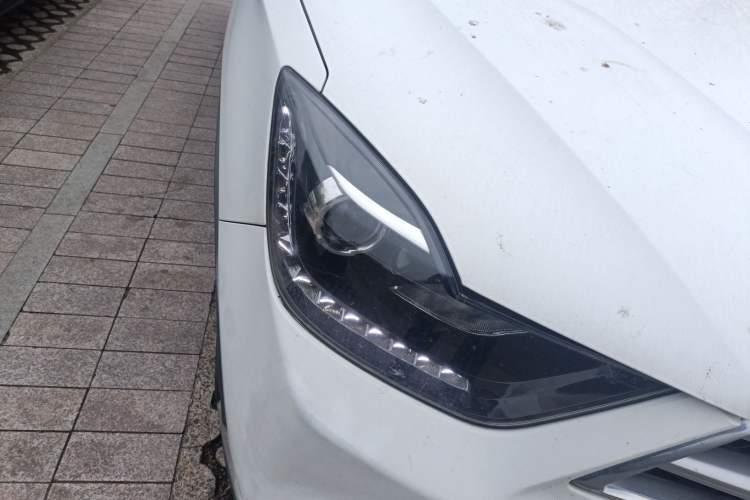 Used Haima S5 Youth Edition 2017 1.6L Manual Luxury Model Right Front Headlight