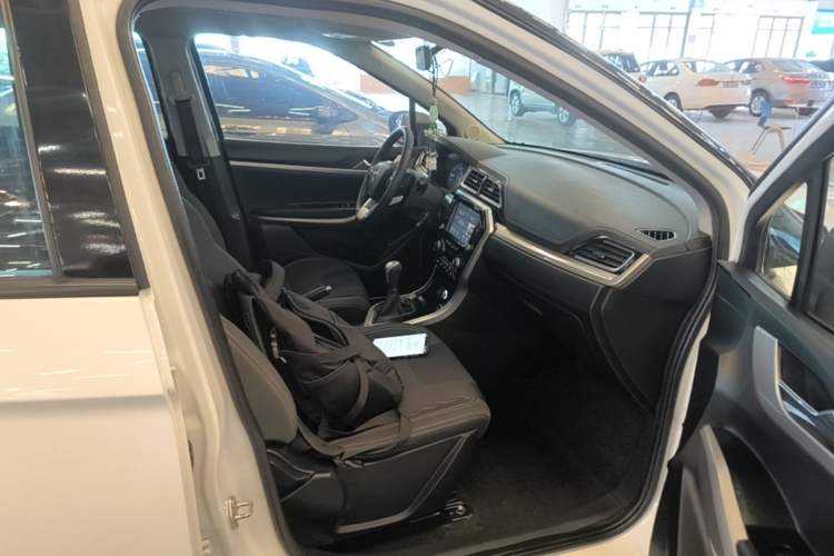 Used Haima S5 Youth Edition 2017 1.6L Manual Luxury Model Right Front Seat