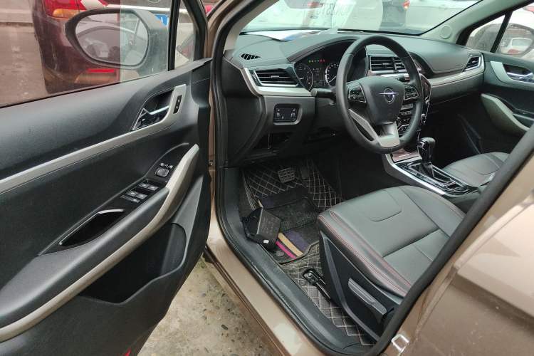 Used Haima S5 Youth Edition 2018 1.6L CVT Flagship Model Driver Seat