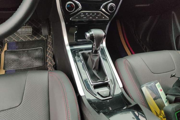 Used Haima S5 Youth Edition 2018 1.6L CVT Flagship Model Gear Lever