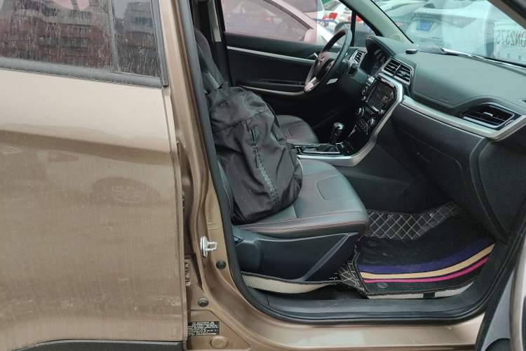 Used Haima S5 Youth Edition 2018 1.6L CVT Flagship Model Right Front Seat