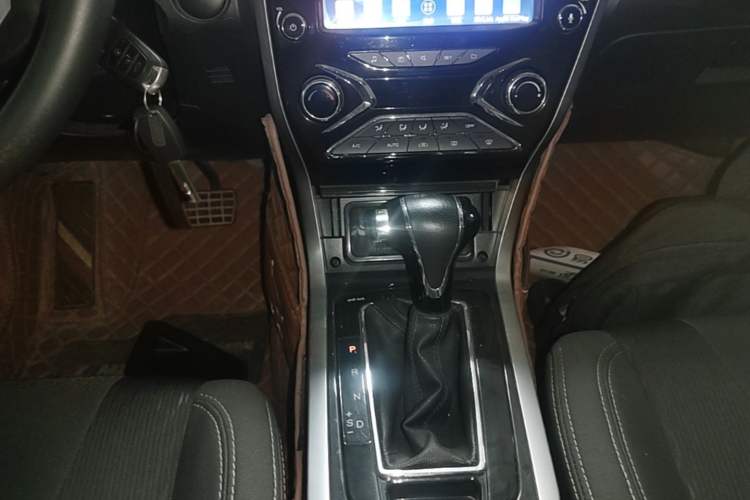 Used Haima S5 Youth Edition 2018 1.6L CVT Luxury Model Gear Lever