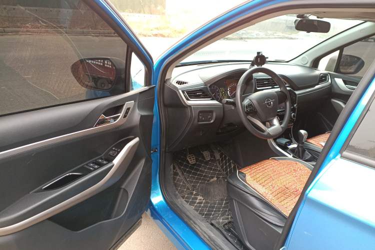 Used Haima S5 Youth Edition 2018 1.6L Manual Luxury Model Driver Seat