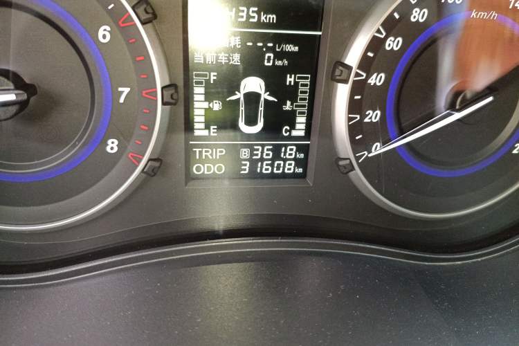 Used Haima S5 Youth Edition 2018 1.6L Manual Luxury Model Odometer Close Up