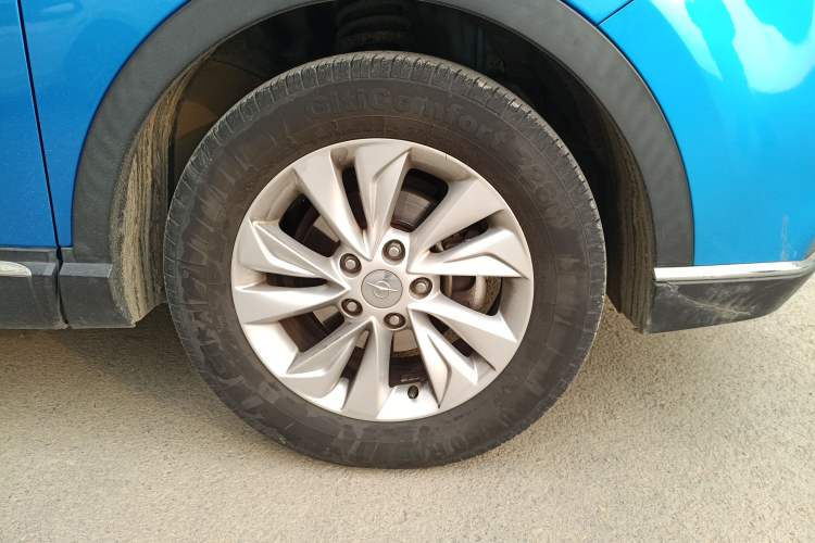 Used Haima S5 Youth Edition 2018 1.6L Manual Luxury Model Right Front Wheel Hub