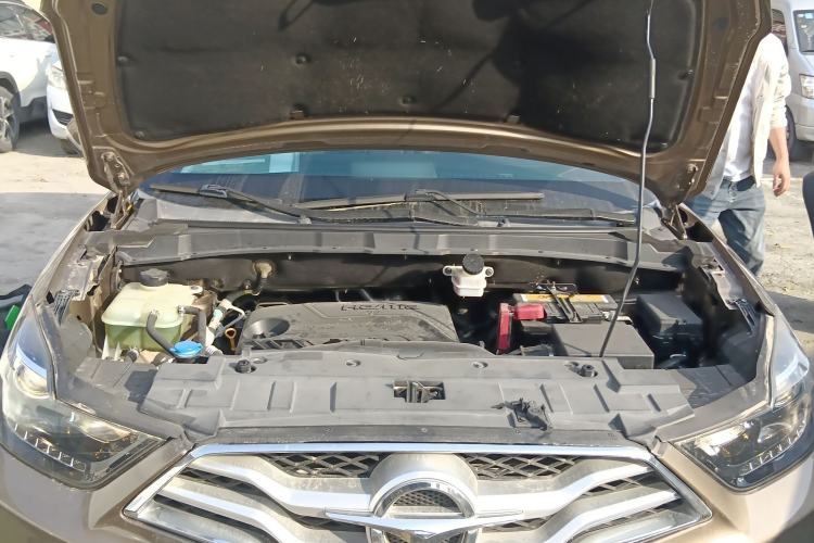 Used Haima S5 Youth Edition 2018 1.6L CVT Flagship Model Engine Bay